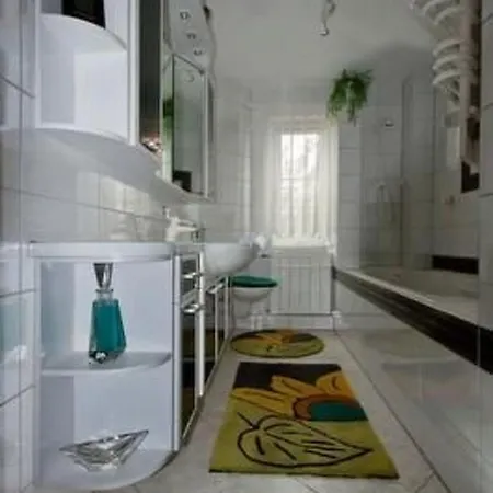 Apartment Mit Terrasse By Interhome Апартаменты